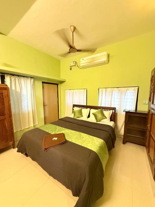 Whiteshore homestay vaithikuppam