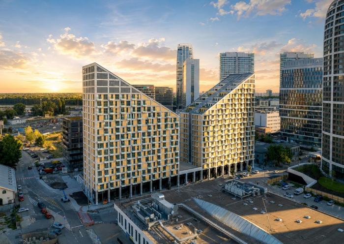 Metropolis - Infiniti Apartment - FREE PARKING