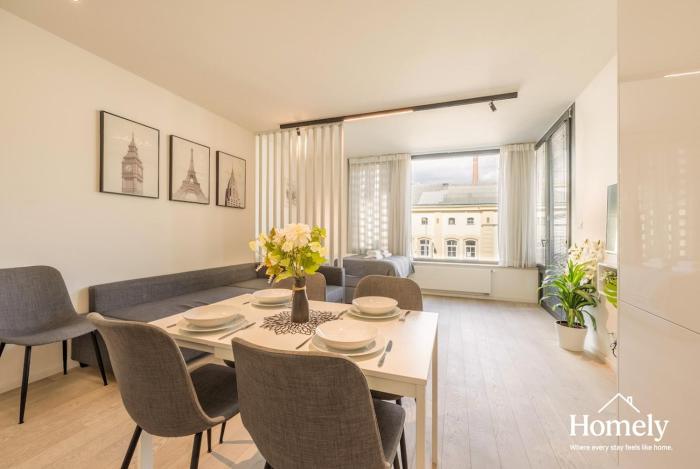 APT with Private Parking - Balcony - Prague Center