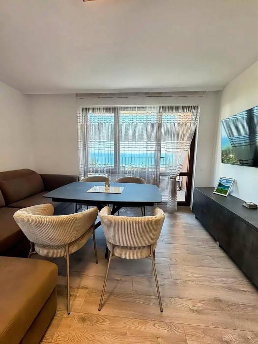 Sea View Suite