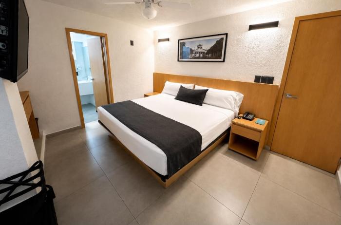 Hotel Emperador centro Guadalajara y Remodelado