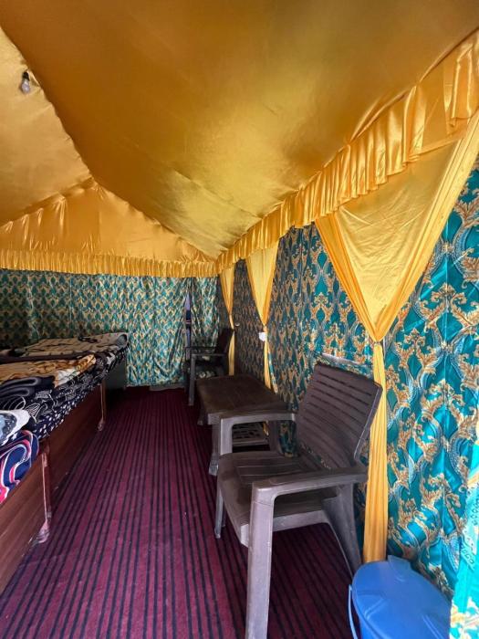 Chaukhamba Camp Stay