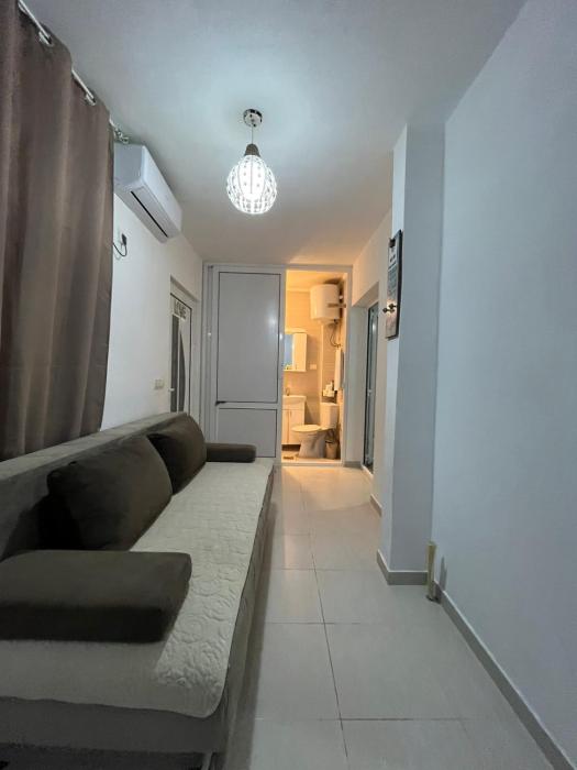 EDEN & M Apartments