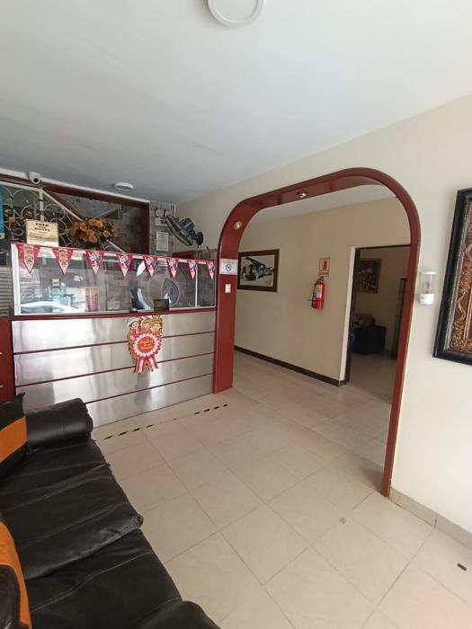 ISIS HOTEl