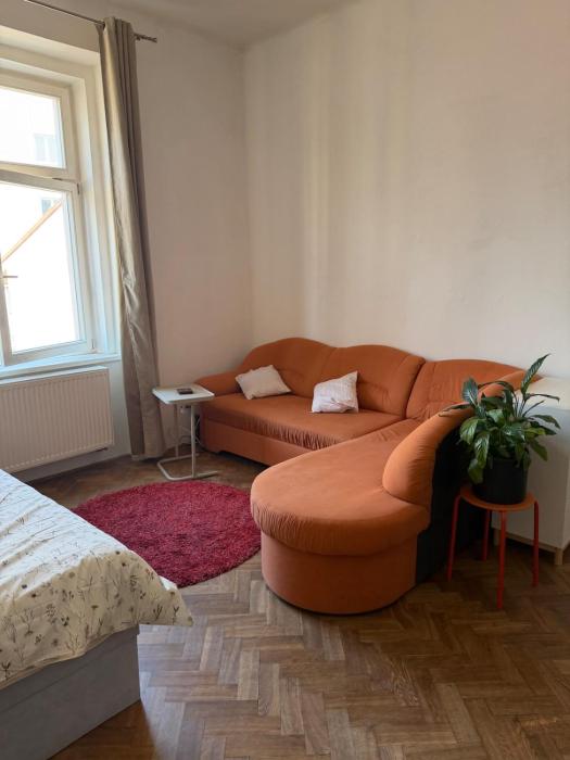 Perfect Prague Location - Quiet and Spacious