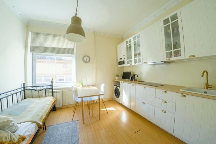 Small But Comfy Flat in The Old Town Center VIP