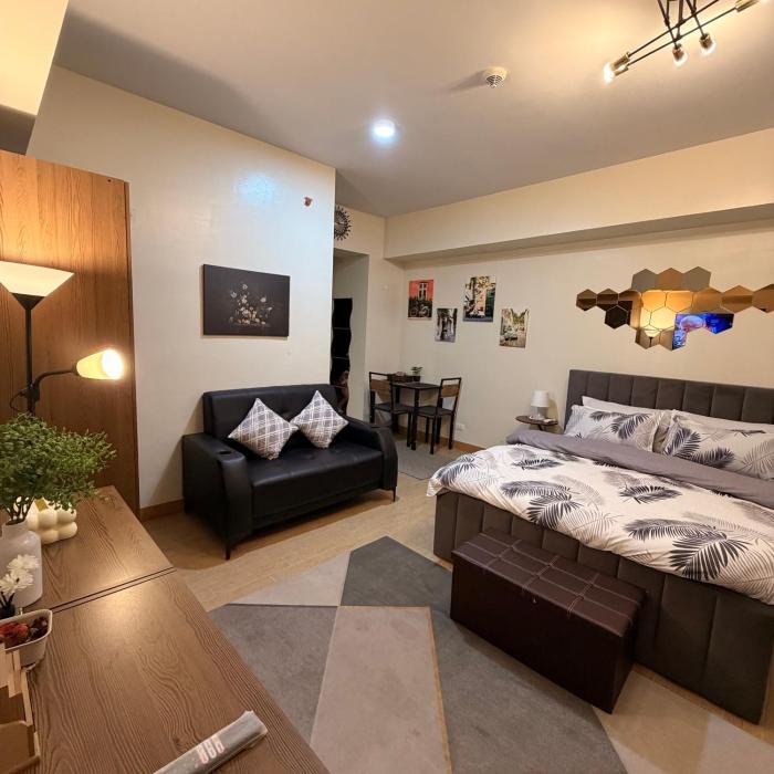 Casa Elijah Manhattan Plaza Tower 2 Cubao Staycation