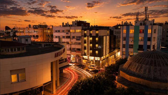 The Rizon Hotel
