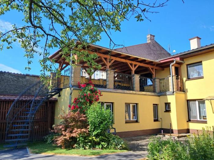 Apartmán Moravská brána, s terasou, masážemi a cyklostezkou
