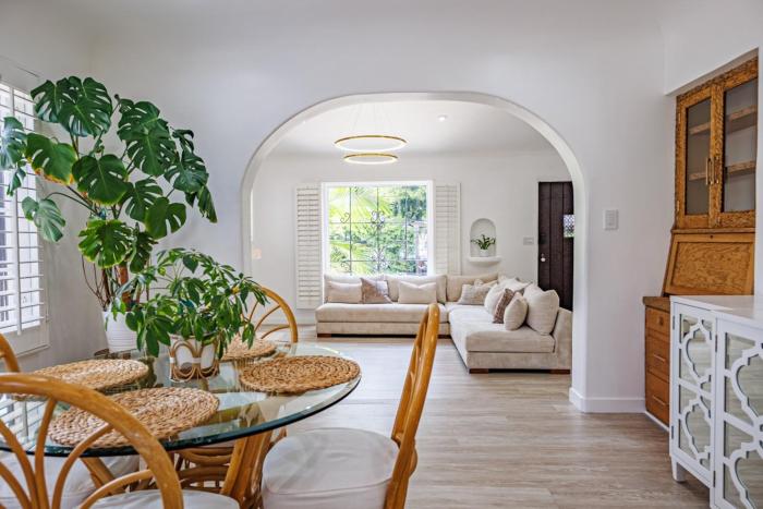 Renovated 3BR Santa Monica Home - Sleeps 6