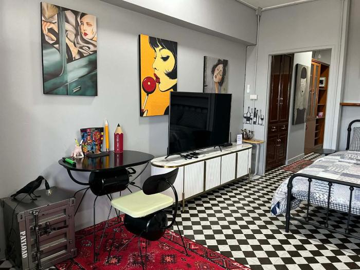 Prime location, enjoy comfort, style, and convenience and everything you need is at your doorstep