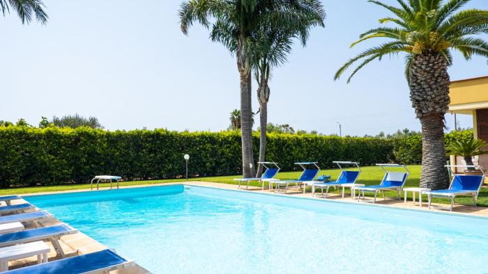 Villa Benvenuti -Tavernetta in villa con piscina 8 posti letto