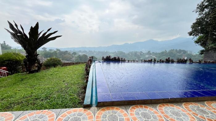 Villa Kay Height