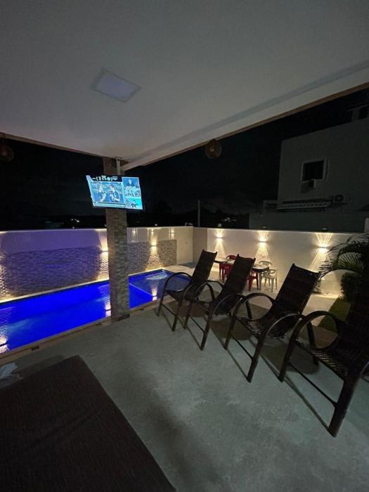 Casa com piscima e área goutmet