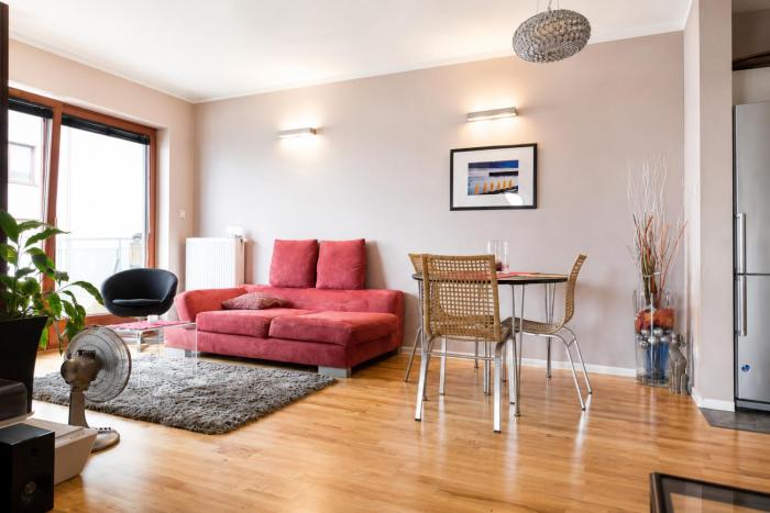 Prosperity House 46 m2 2 balkony blisko metra
