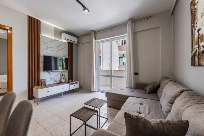 Relax by the Sea 1BR Apartment by PikHost