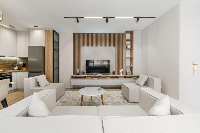 Sunny Beach Luxurious Apartment by PikHost