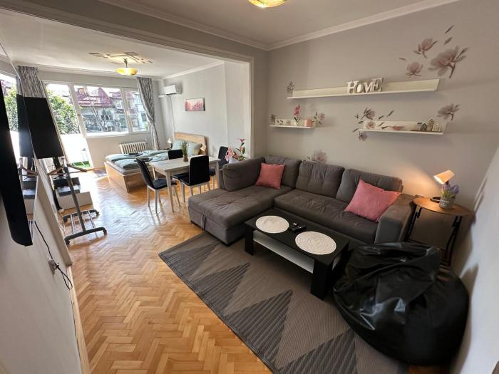Elegant Home by NDK and Vitosha Blvd with Free Parking