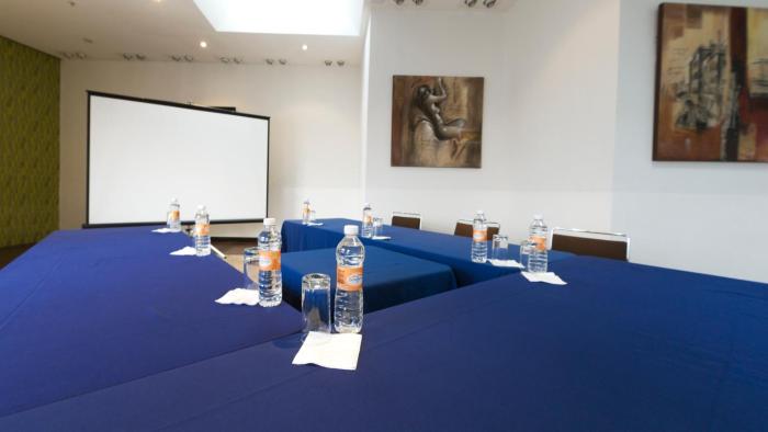 Holiday Inn Mexico City-Plaza Universidad by IHG