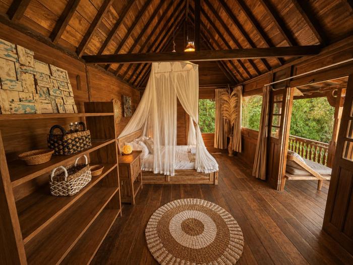Zen Tree House