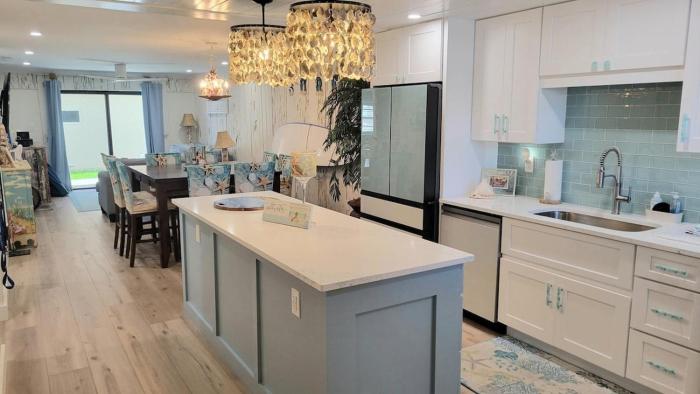 106 - 22 Newly Renovated Fabulous Condo