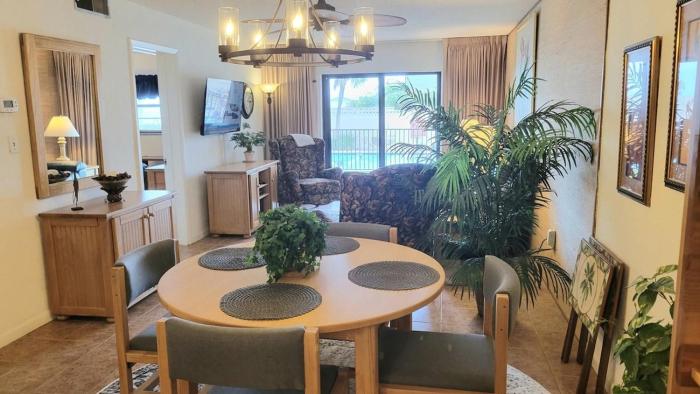 108 - 2 BR Poolside Great View