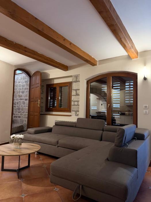 Bruno Old Town Apartment