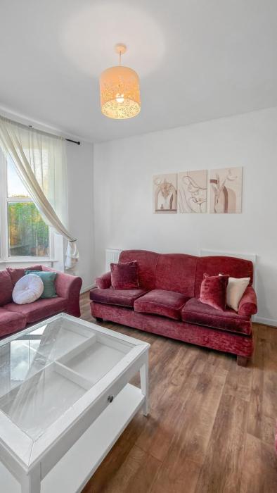 3 bedroom apartment in Oxford