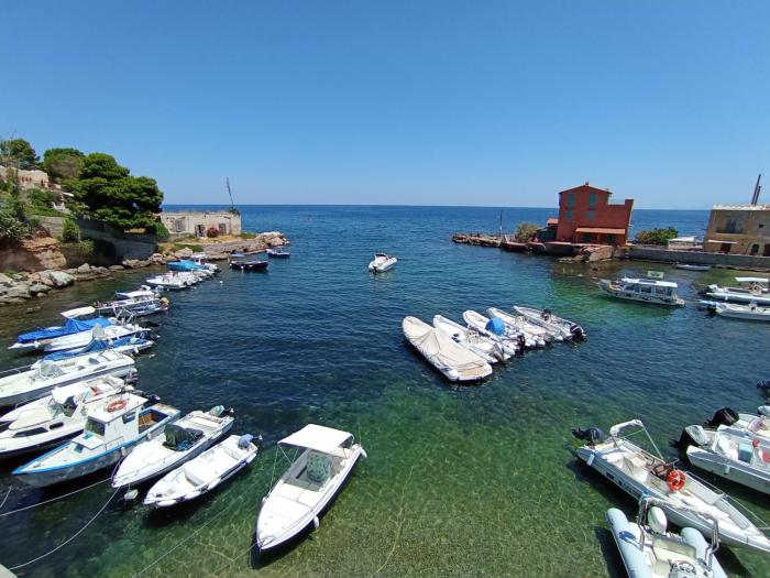 Porticello Apartment