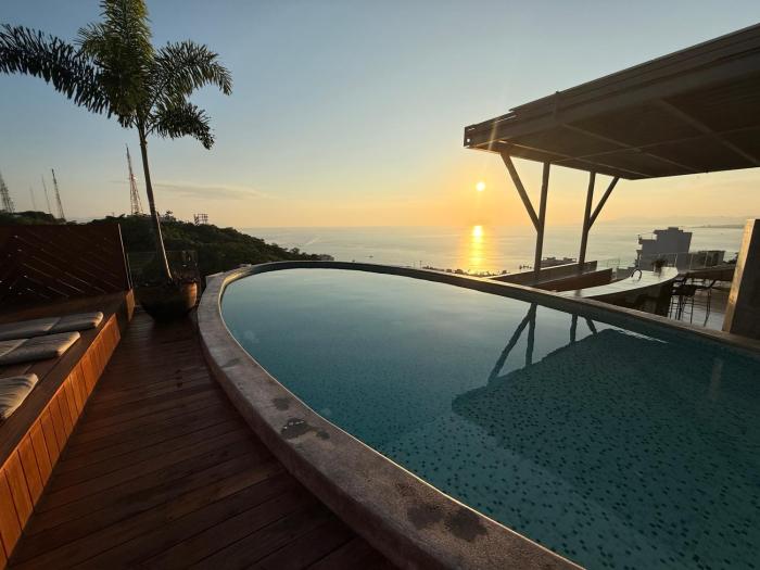 Ava 19 Stay549 Bed & Breakfast Adults Only