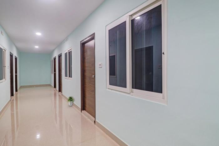 Hotel O Langar Houz Near Golconda Fort
