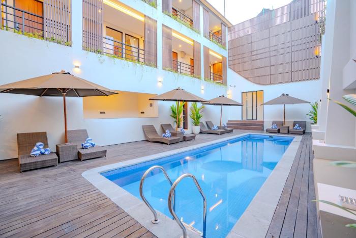 Anandani Suites
