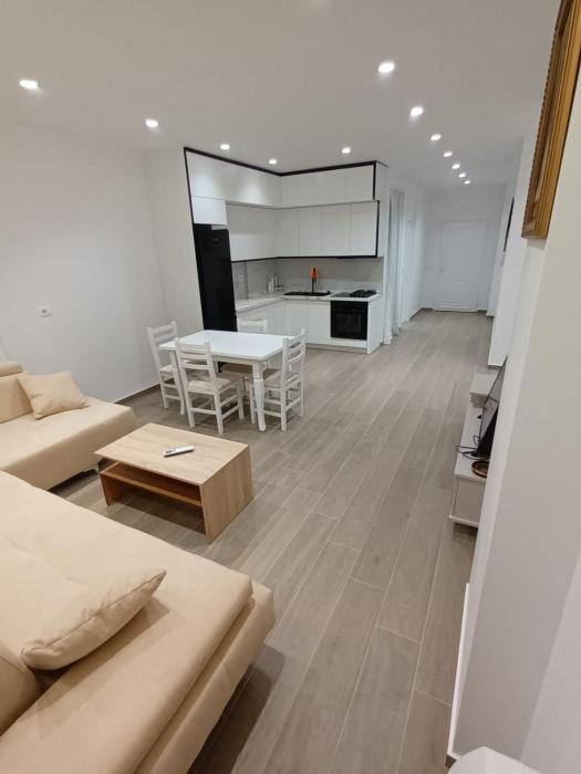 Beach apartament durres 22