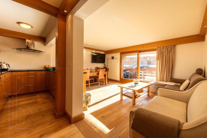 Ski in-out 2 bed sleeps 5 in Verbier