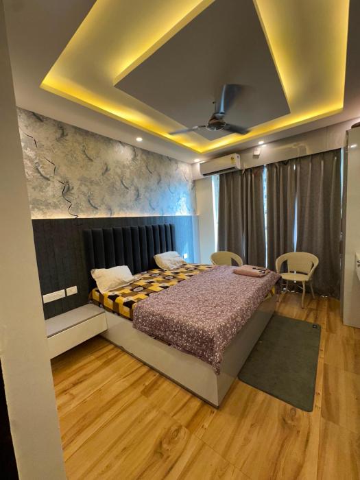 home stay and studios