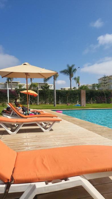 appartement sur casabay acces piscine plage et park enfants