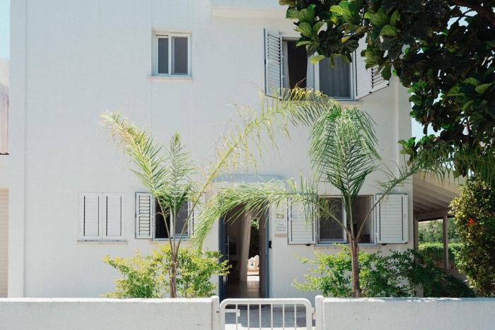 Chlorakas Coastal Home 3 Bed, Steps to the Sea