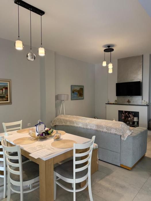 SantaCara City Apartment