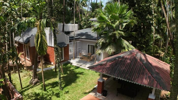 ReSync Areca - 3BR villa with Pool, Private Theatre, Snooker Room and Curated Meals