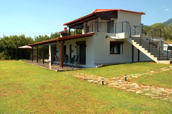 Aenaon House Collection
