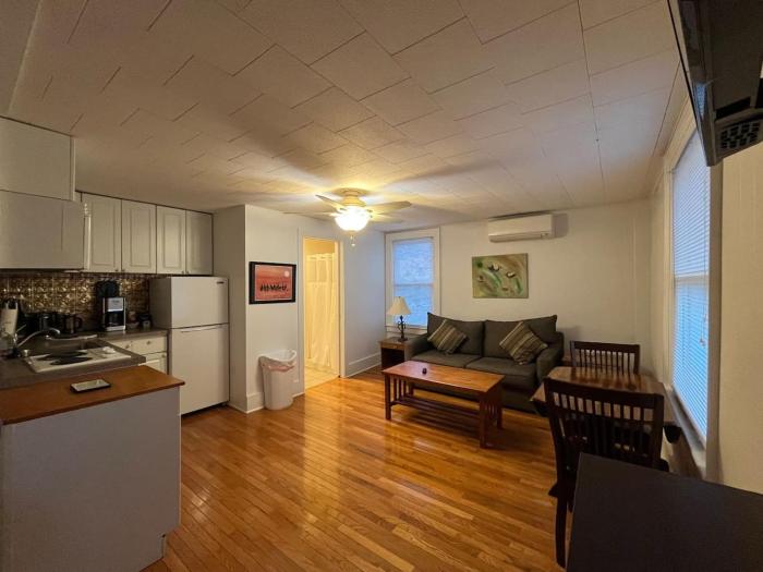 Gulf Stream House - Hammondsport Getaway Unit 12