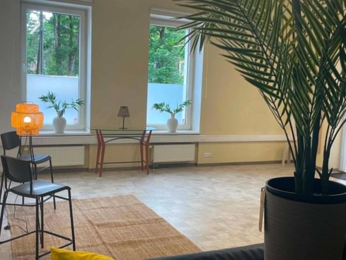 Room for up to 1 people in