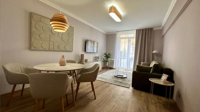 Cashmere Carlsbad Apartment
