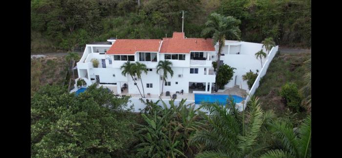 Casa Mango y Casa Jobo - Tropical Oasis with Mountain & Sea Epic views- Pool - Pool Table-10min drive to beach