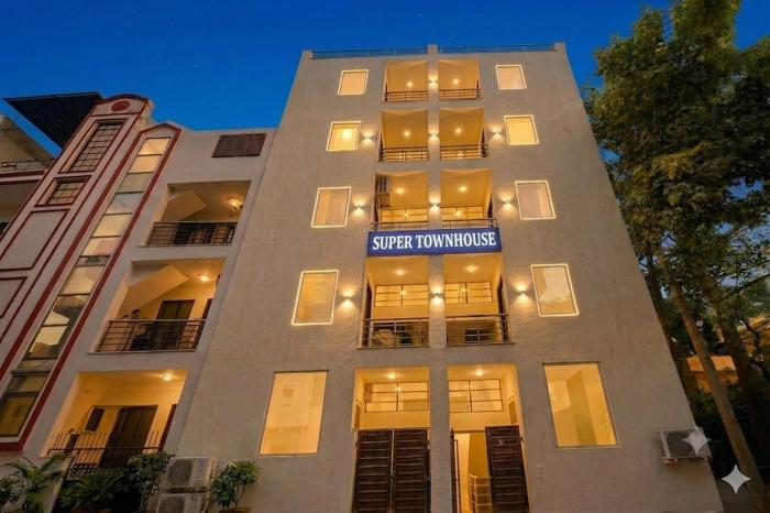 Super Townhouse 28
