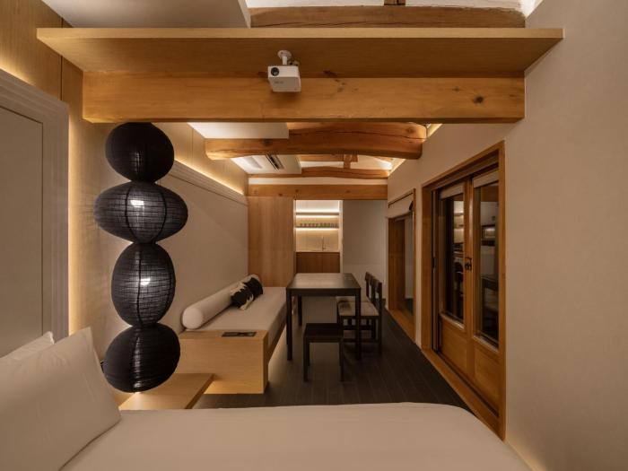 Luxury Hanok Deepjae