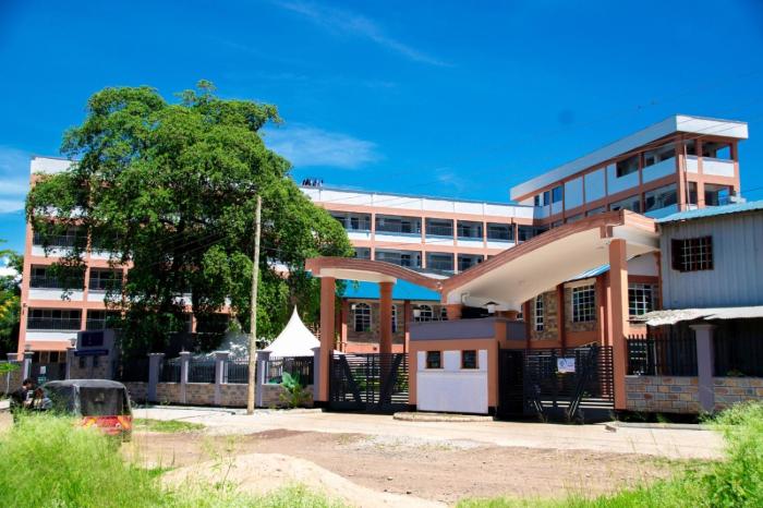 Javan Silas Executive Guest House & Hostel