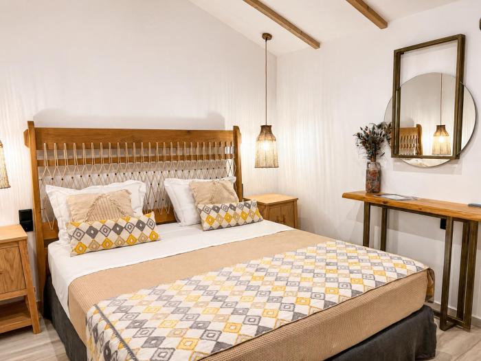 Navis Luxury