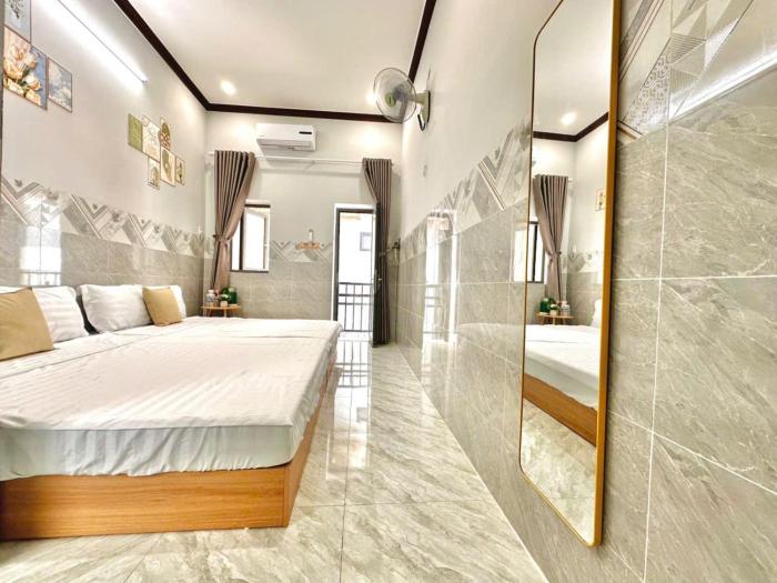 Nhà Nghỉ Khải Uy