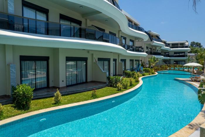 The Maris Lagoon I Luxury Apartment With Pool